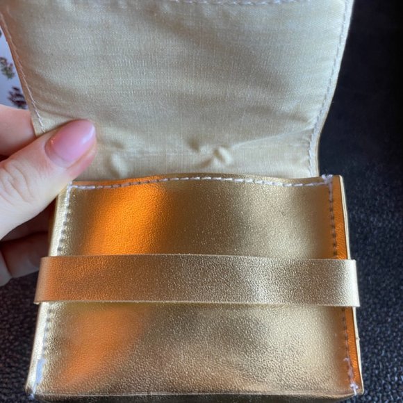 MARC JACOBS GOLD MINI WALLET AND CARD HOLDER - Picture 2 of 4
